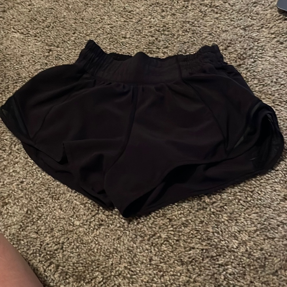 lululemon hotty hot shorts size 0